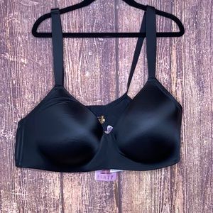 NWT SAVAGE X FENTY black padded bra size 44DD wireless comfy neutral celebrity